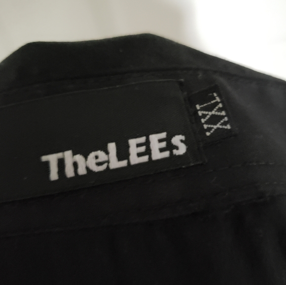 Black White Collared Button Down Shirt - Picture 4 of 4